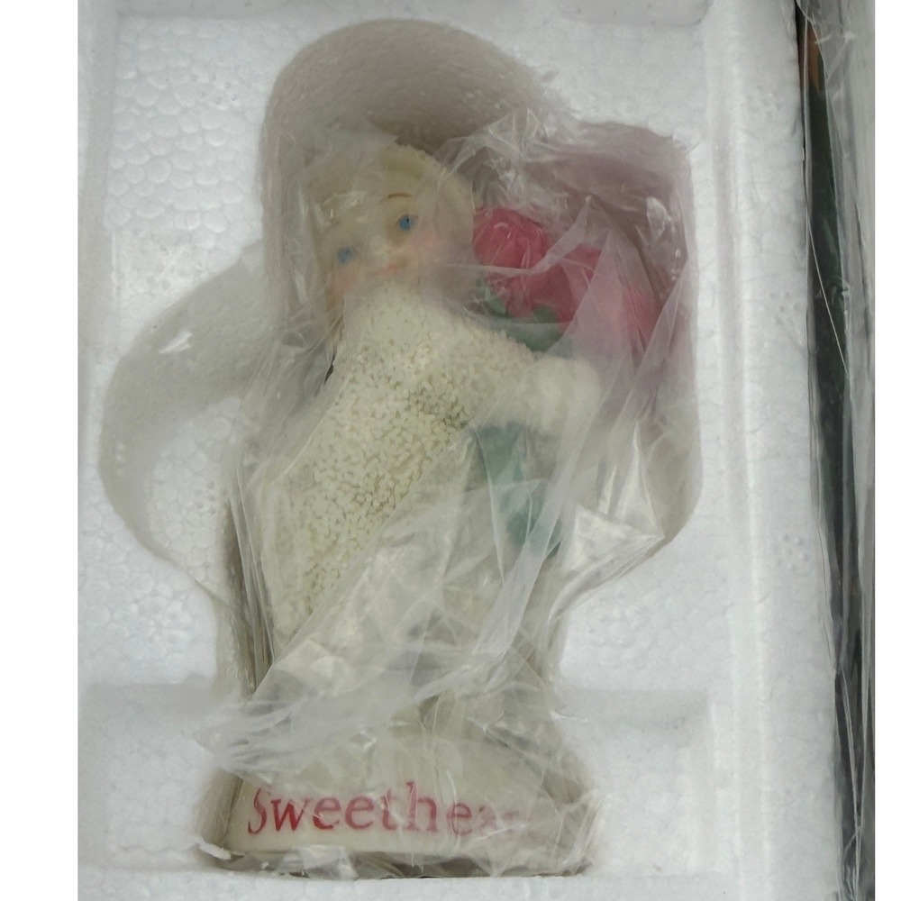Dept 56 Snowbabies-You're a Sweetheart, Figurine 56.06843, Pink Roses, NIB